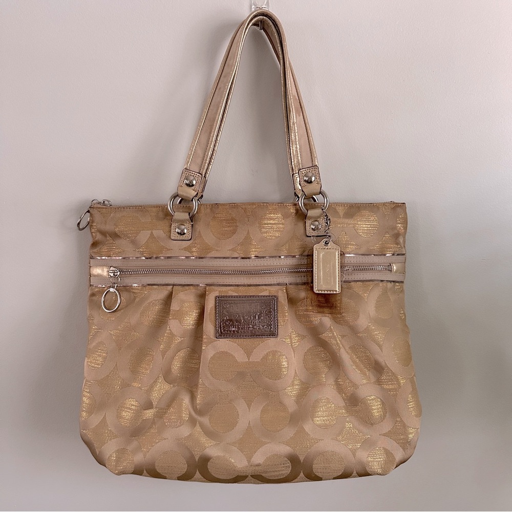 COACH shoulder vintage PURSE Beautiful Authentic tote with zipper